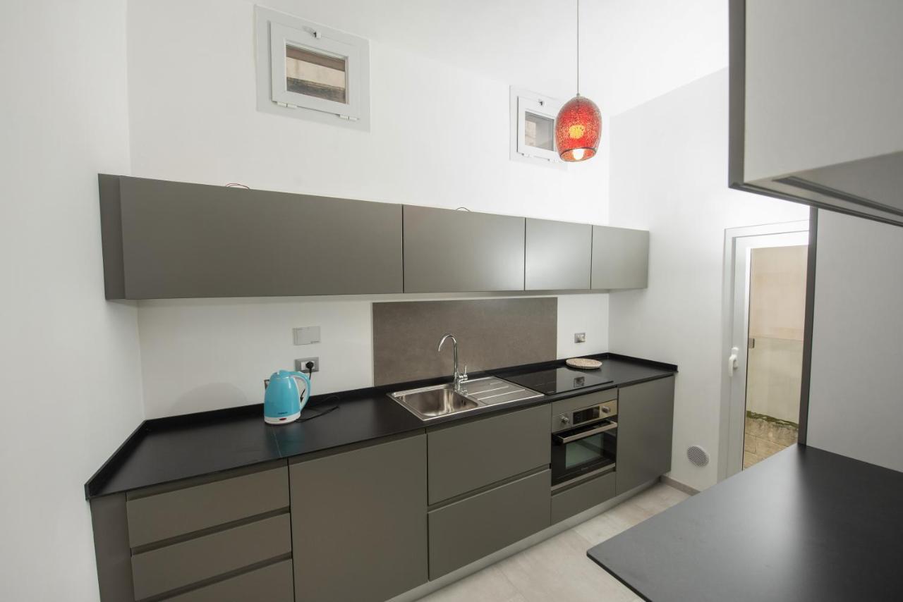 Lecce Santa Chiara Terrace Piano Rialzato Apartment Bagian luar foto